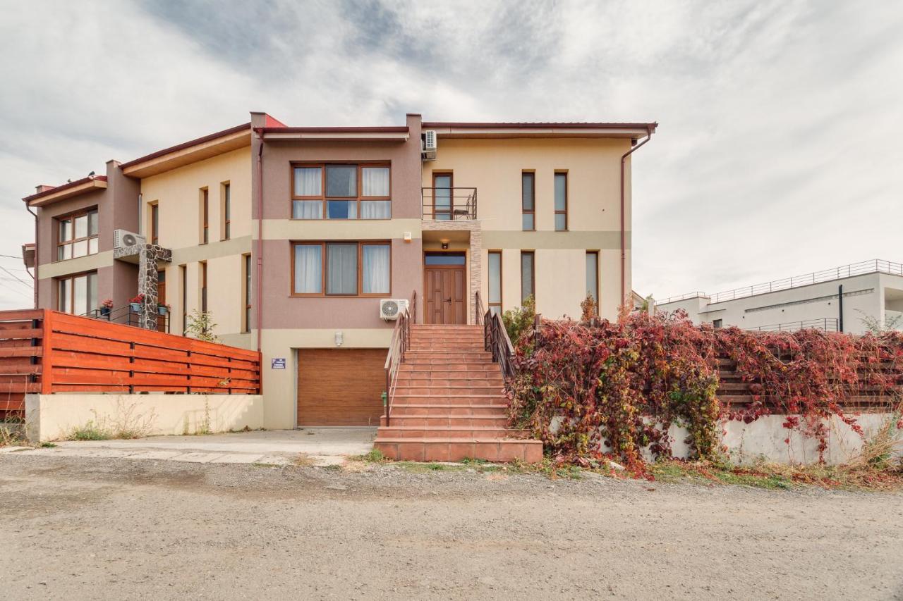 The K Biệt thự Cluj-Napoca